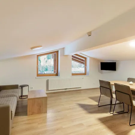 In Wald Near Zillertal Area Lejlighed