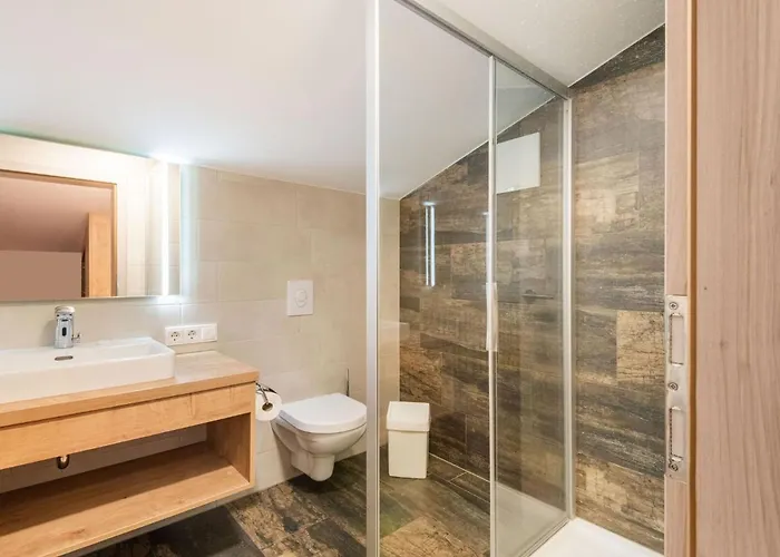 In Wald Near Zillertal Area וואלד אים פינצגאו